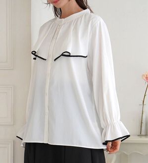 「【Ｌ～６Ｌ】【ＭａｒｉｌｙｎＳｗｅｅｔ】体型別フェミニン パイピングフリルブラウス（ブラウス）」｜オフホワイト