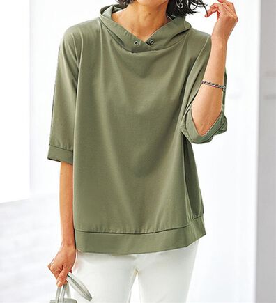 BELLUNA（ベルーナ）の「フード風衿デザインプルオーバー（カットソー）」