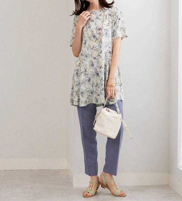 BELLUNA（ベルーナ）の「【接触冷感】フレアーシルエットプリントチュニック（チュニック）」｜詳細画像