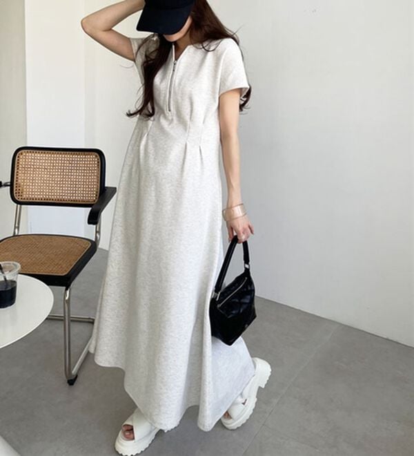 GeeRA（ジーラ）の「前後2WAYハーフジップフレンチ袖ワンピース（カットソーワンピース）」｜詳細画像