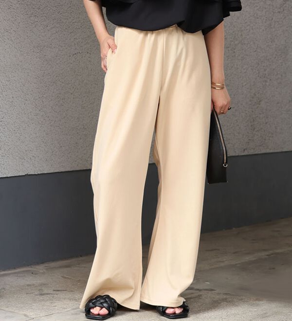 A HAPPY MARILYN（アハッピーマリリン）の「【Ｌ～８Ｌ】＜身長別に選べる２丈＞さらっと美脚ゆるカーブパンツ（ワイドパンツ・ガウチョ）」｜詳細画像