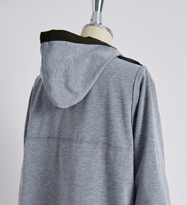 BELLUNA（ベルーナ）の「はっ水加工ボンディング素材ロング丈パーカー（ハーフコート）」｜詳細画像