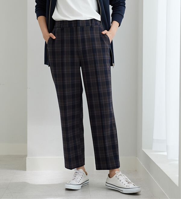 BELLUNA（ベルーナ）の「サマ見え（SW）ウール調素材ストレートパンツ（フルレングスパンツ）」｜詳細画像