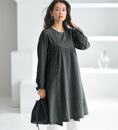 BELLUNA（ベルーナ）の「ゆったりおしゃれに体型カバー切替チュニックワンピース（チュニックワンピース）」