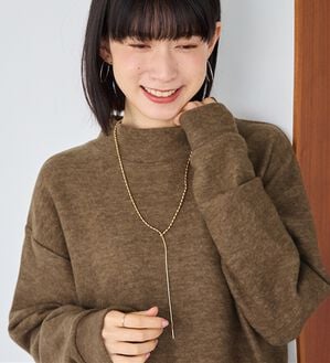 Viola e Viola（ヴィオラ エ ヴィオラ）の「【毎日着たい！】柔らかニットソーシンプルトップス（カットソー）」｜カーキ　プチハイネック