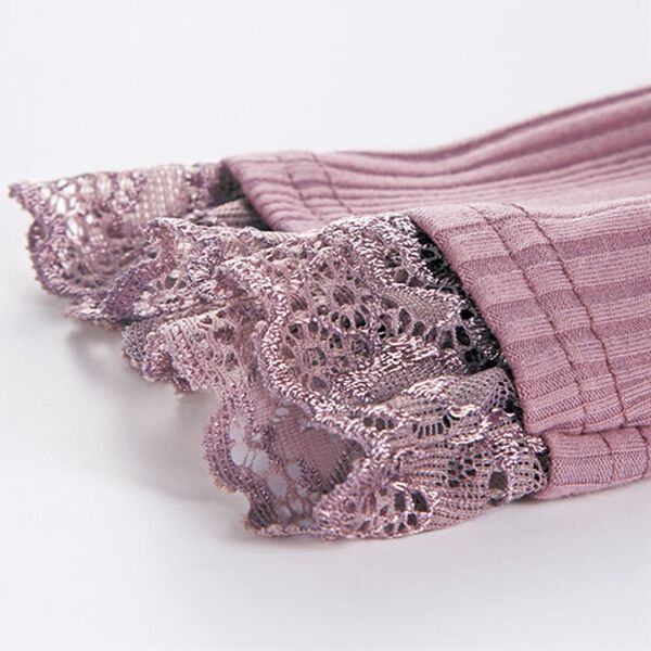 BELLUNA（ベルーナ）の「吸湿発熱あったかレース使いプルオーバー（カットソー）」｜詳細画像