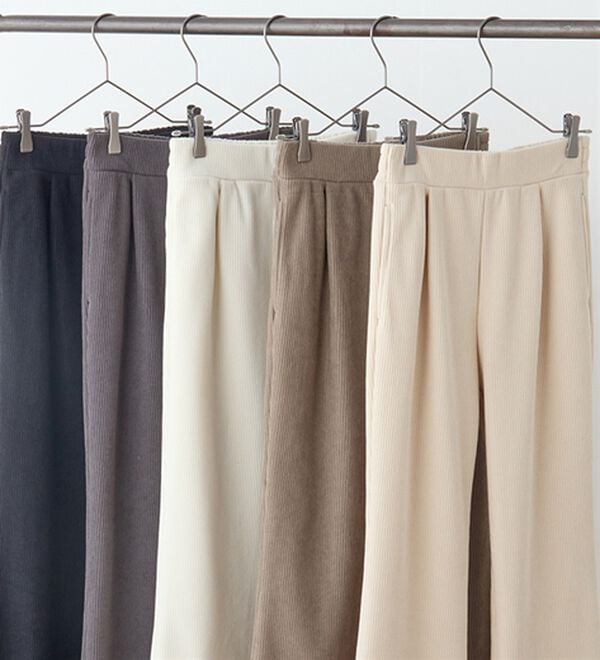 RANAN（ラナン）の「あったか裏ベロアニットコールフレアパンツ（フルレングスパンツ）」｜詳細画像