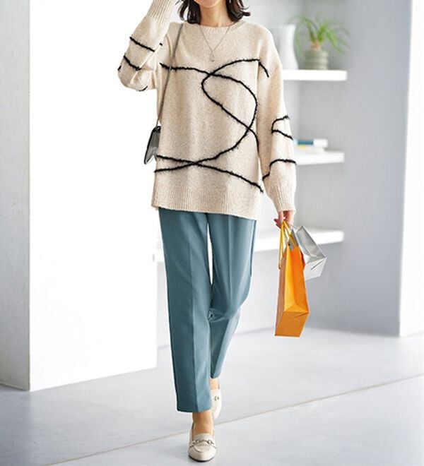 BELLUNA（ベルーナ）の「線描きジャカードニットプルオーバー（ニット・セーター）」｜詳細画像