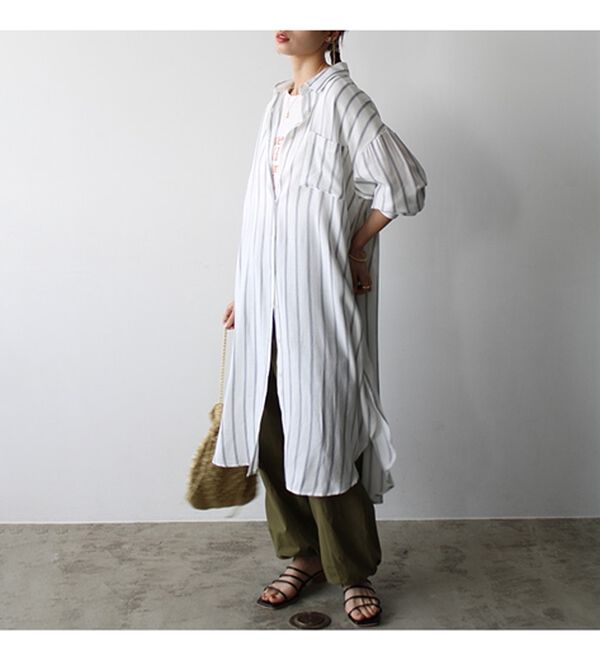 GeeRA（ジーラ）の「スリット入りロングシャツワンピース（シャツワンピース）」｜詳細画像