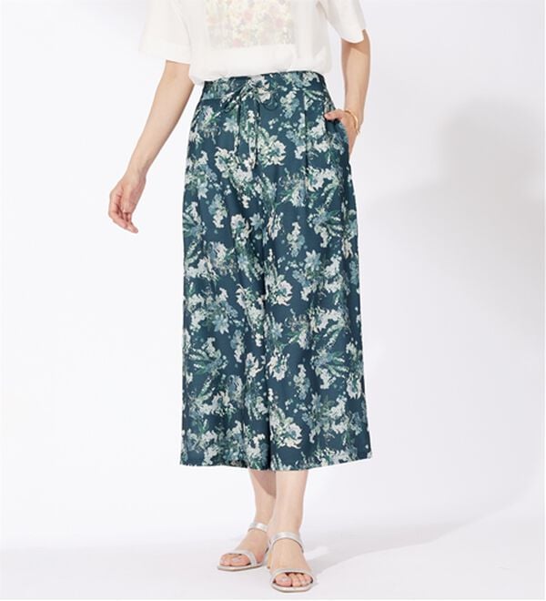 BELLUNA（ベルーナ）の「〈日比谷花壇〉ドロスト使いワイドパンツ（その他パンツ）」｜詳細画像