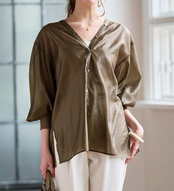 RANAN（ラナン）の「ディープVネックシアーシャツ（シャツ）」｜詳細画像