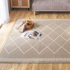 iellio（イエリオ）の「北欧調洗えるはっ水フランネルラグ＜ロングシーズン・床暖対応・洗濯可能・ウォッシャブル・おしゃれ・はっ水＞（ラグ）」｜ベニワレンチェックベージュ