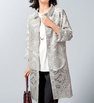 VINNO（ヴィノ）の「サークル刺しゅうジャケットアンサンブル（その他ジャケット）」｜詳細画像