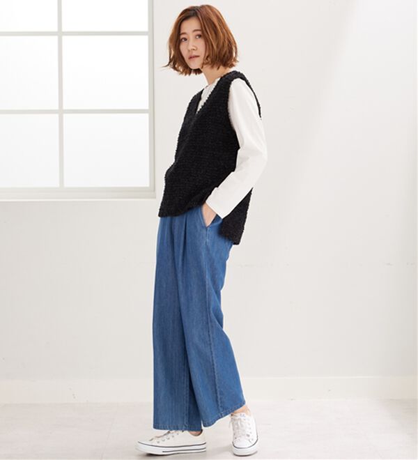 BELLUNA（ベルーナ）の「テープヤーンVネックニットベスト（ベスト）」｜詳細画像