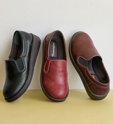 BELLUNA（ベルーナ）の「コロンと可愛い幅広サイドゴアスリッポン（スリッポン）」