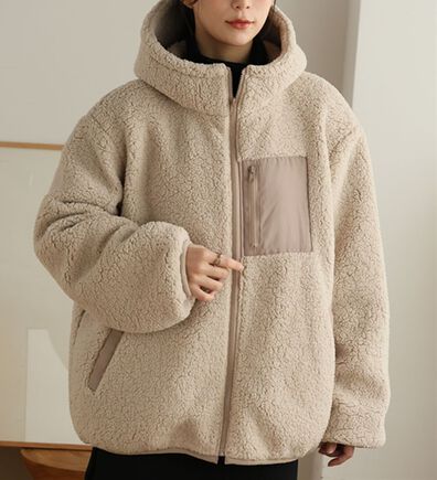 A HAPPY MARILYN（アハッピーマリリン）の「【Ｌ～８Ｌ】中綿入りボアフードブルゾン（ブルゾン）」