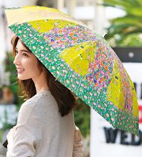 BELLUNA（ベルーナ）の「＜シンクビー！＞晴雨兼用花柄折りたたみ傘（レイングッズ）」