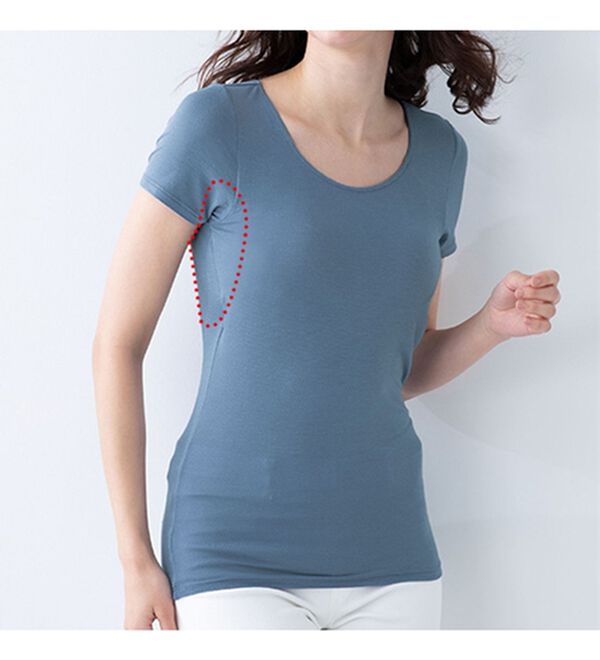 背中空きTEE celin♡ 背中空きTEE celin♡ CELINEの白Tを使いましたが 他のロゴTは