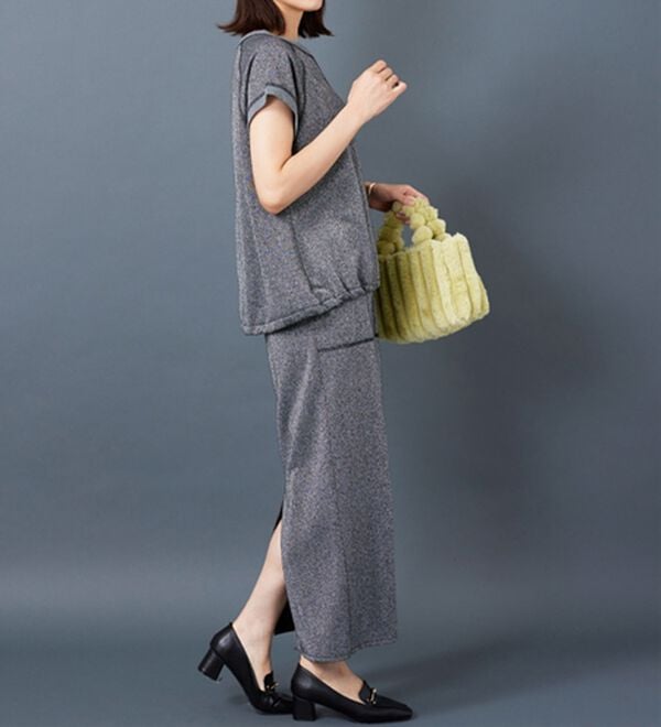 BELLUNA（ベルーナ）の「ラメ入り裏毛素材プルオーバー（カットソー）」｜詳細画像