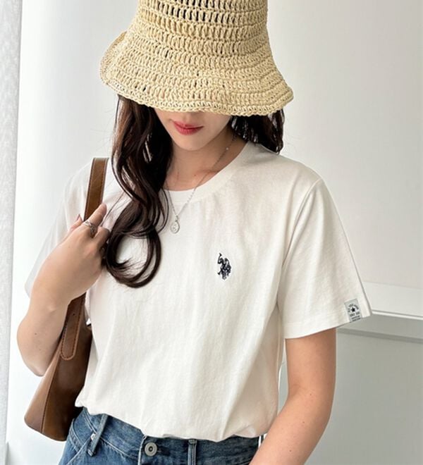 GeeRA（ジーラ）の「【ＵＳ．ＰＯＬＯ．ＡＳＳＮ】接触冷感ワンポイント刺繍Ｔシャツ（Tシャツ）」｜オフホワイト