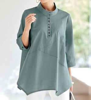 BELLUNA（ベルーナ）の「綿１００％スラブ素材スタンド衿切替ブラウス（ブラウス）」｜ブルー