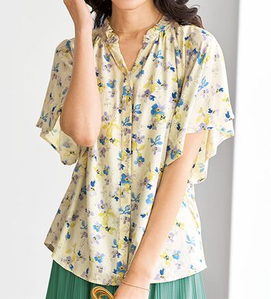 BELLUNA（ベルーナ）の「レーヨン素材袖フレアーブラウス（ブラウス）」