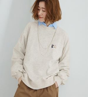BELLUNA（ベルーナ）の「ワンポイントネコ刺しゅう裏毛プルオーバー（カットソー）」｜詳細画像