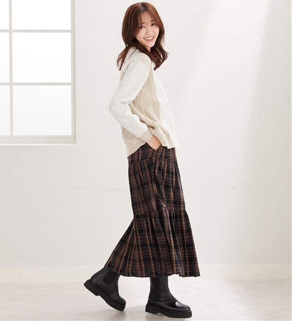 BELLUNA（ベルーナ）の「ケーブル柄ニット切替プルオーバー（カットソー）」｜詳細画像