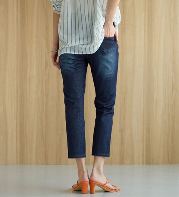 BELLUNA（ベルーナ）の「【再入荷】美ストレッチ素材アンクル丈レギンスパンツ（クロップドパンツ）」｜詳細画像