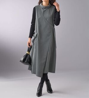 BELLUNA（ベルーナ）の「気分が上がる♪ハイネックデザインワンピース（その他ワンピース）」｜チャコール
