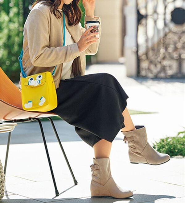 BELLUNA（ベルーナ）の「バックリボンミドル丈インヒールブーツ（ブーツ）」｜詳細画像