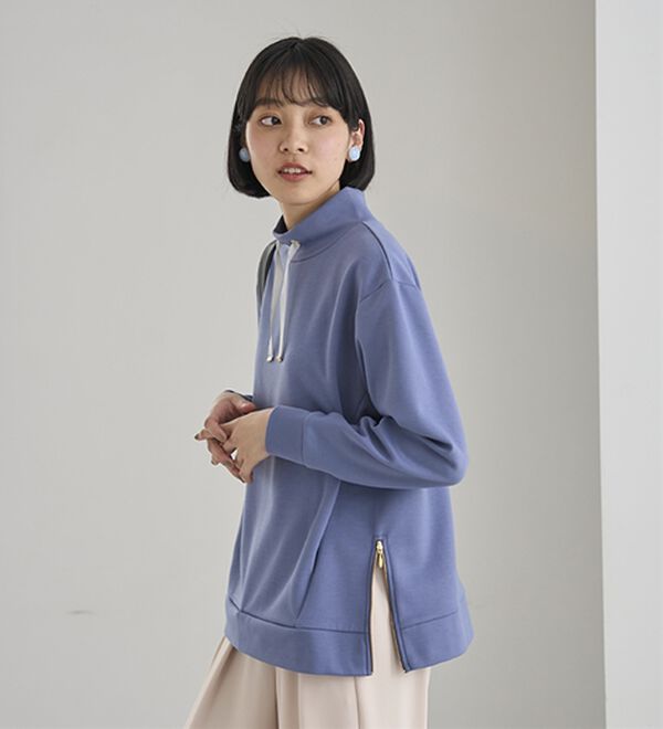 BELLUNA（ベルーナ）の「サイドジップスタンド衿プルオーバー（カットソー）」｜詳細画像