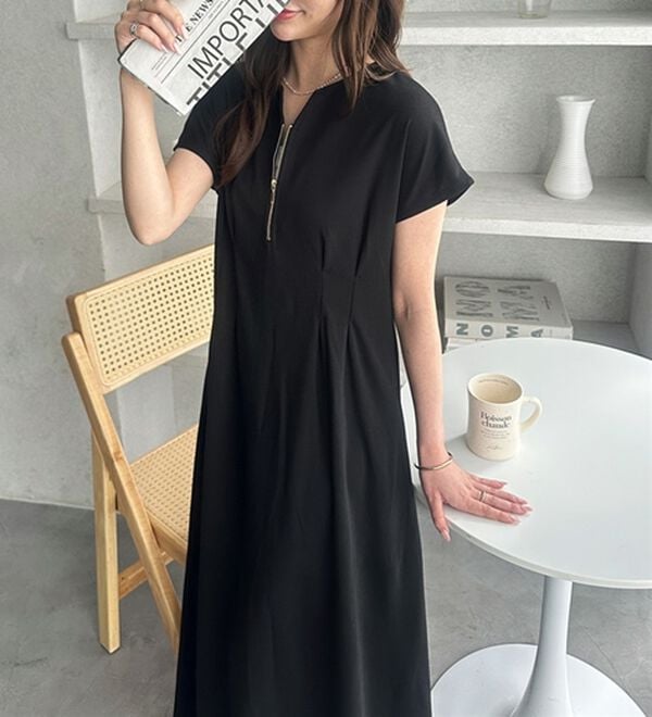 GeeRA（ジーラ）の「前後2WAYハーフジップフレンチ袖ワンピース（カットソーワンピース）」｜詳細画像