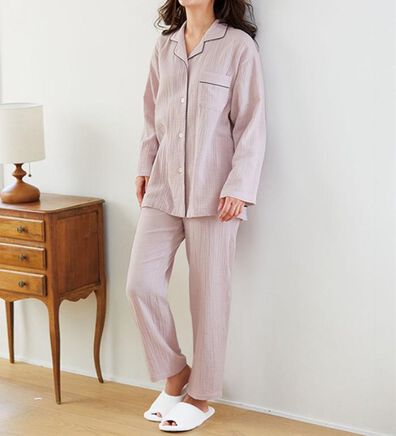 LAVIENNE（ラヴィエンヌ）の「ホテル仕立て５つ星綿１００％ダブルガーゼ長袖パジャマ（パジャマ・ルームウェア）」