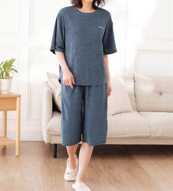 LAVIENNE（ラヴィエンヌ）の「【着るタオル】サラッと気持ちいい！ひんやりクールパイルパジャマ（パジャマ・ルームウェア）」｜ブルーベリー