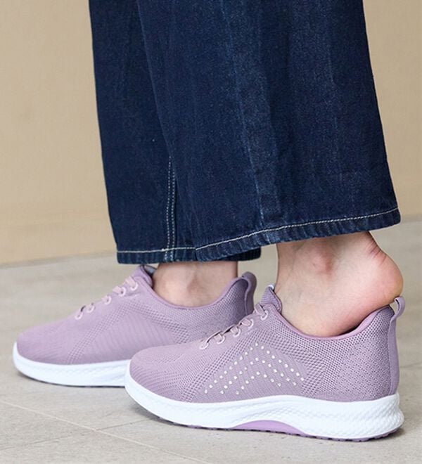 BELLUNA（ベルーナ）の「手を使わずに履けるニットスニーカー（スニーカー）」｜詳細画像