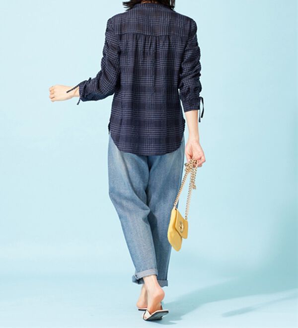 BELLUNA（ベルーナ）の「シアーチェック素材袖ドロストブラウス（シャツ）」｜詳細画像