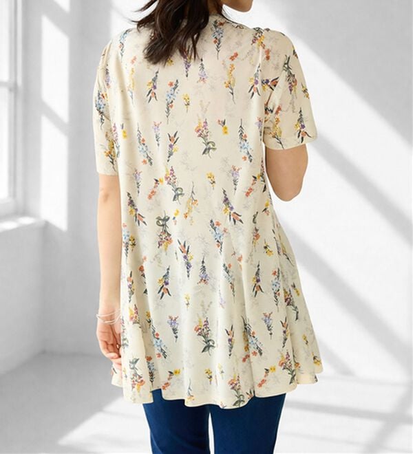 BELLUNA（ベルーナ）の「冷感フレアーシルエットプリントチュニック（チュニック）」｜詳細画像