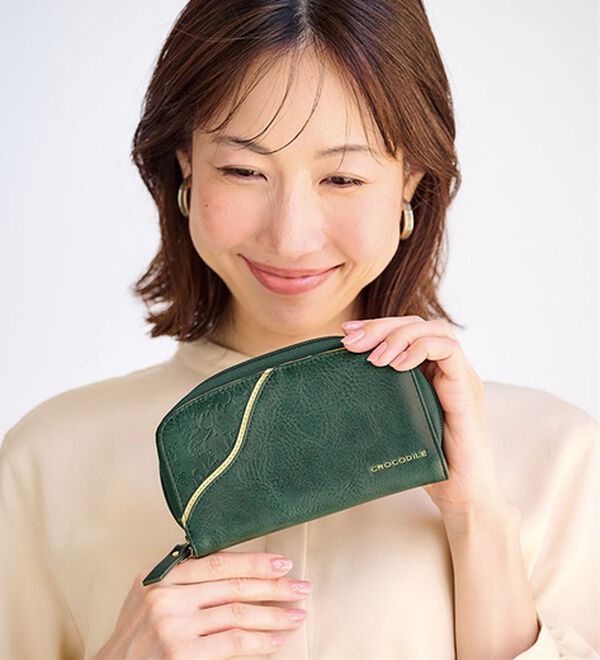 BELLUNA（ベルーナ）の「＜クロコダイル＞大きさが程よい財布（財布・パスケース）」｜詳細画像
