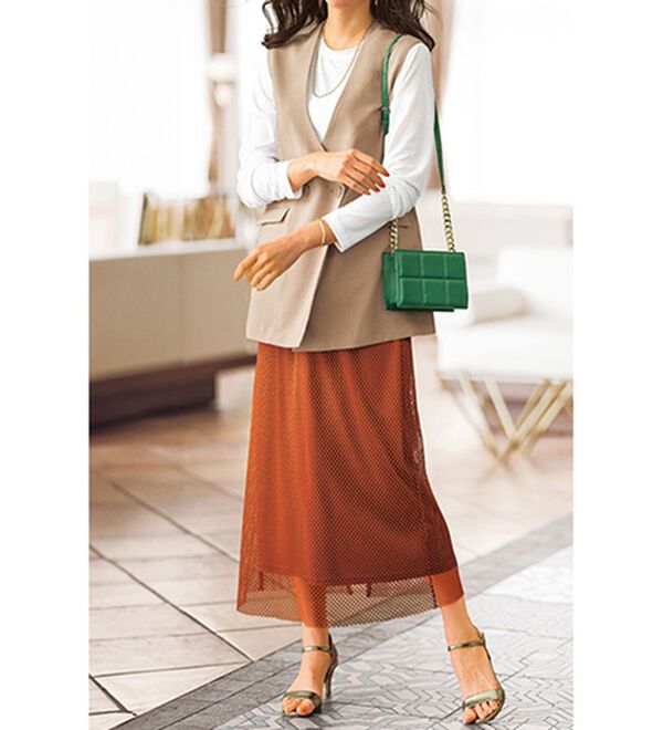 BELLUNA（ベルーナ）の「麻調素材ボタン使いジレ（ジレ）」｜詳細画像