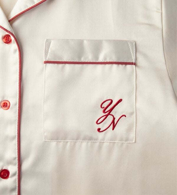 YU'NOW（ユナウ）の「【上下２点セット】裏起毛サテンパジャマ（パジャマ・ルームウェア）」｜詳細画像