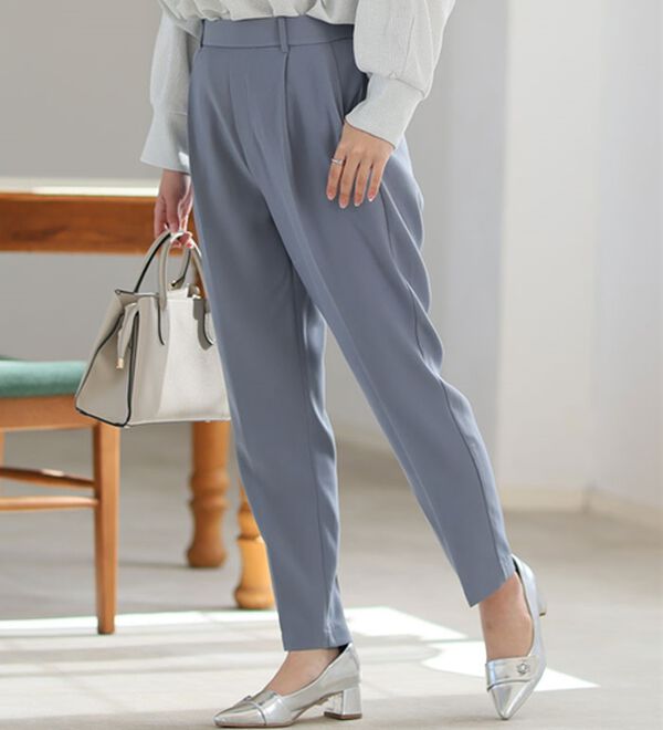 A HAPPY MARILYN（アハッピーマリリン）の「【Ｌ～６Ｌ】＜低身長さん高身長さん対応＞スラっと美脚ストレッチテーパードパンツ（テーパードパンツ）」｜ブルーグレー