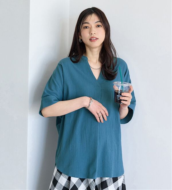 BELLUNA（ベルーナ）の「綿１００％楊柳素材ドルマンチュニック（チュニック）」｜ブルー