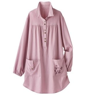 BELLUNA（ベルーナ）の「綿１００％おしゃれかっぽうシャツ（ホームウェア）」｜ローズ系刺しゅう