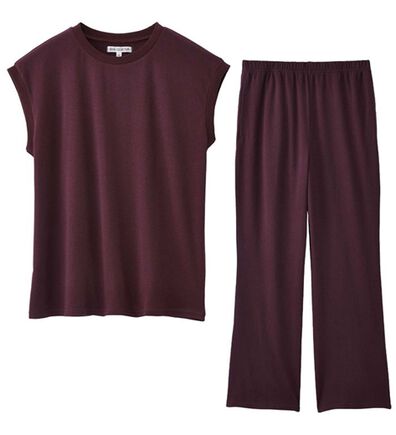 YU'NOW（ユナウ）の「【上下２点セット】フレンチスリーブＴシャツセットアップ（パジャマ・ルームウェア）」