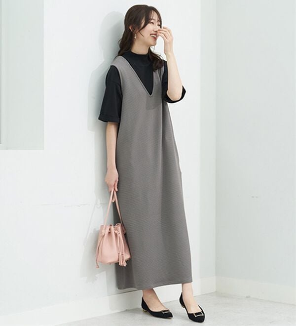 BELLUNA（ベルーナ）の「シュッと体型カバー！－３ｋｇ見えポコポコエンボス素材ジャンパースカート（ジャンパースカート）」｜詳細画像