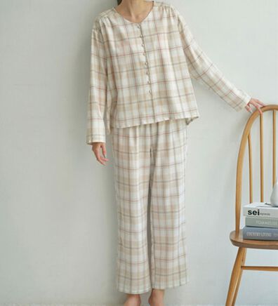 YU'NOW（ユナウ）の「【上下２点セット】レーヨンブレンド先染めパジャマ（パジャマ・ルームウェア）」