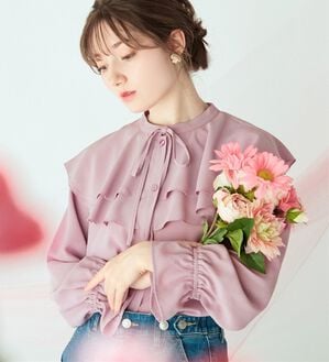 alotta（アロッタ）の「ラッフルカラーデザインブラウス（ブラウス）」｜ラベンダーピンク