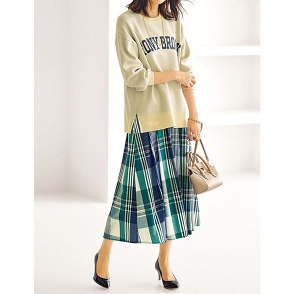 BELLUNA（ベルーナ）の「ジャカードニット素材ロゴプルオーバー（ニット・セーター）」｜詳細画像