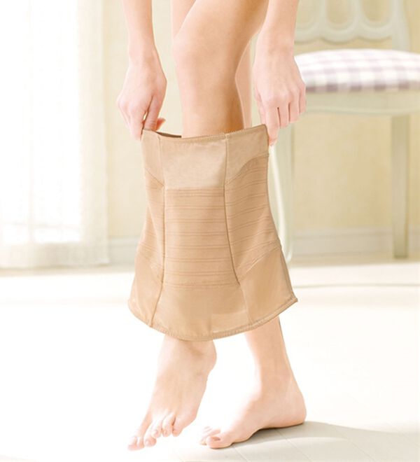 LAVIENNE（ラヴィエンヌ）の「【３色組】はいて着るだけウエストシェイパー（ボディスーツ・シェイパー）」｜詳細画像